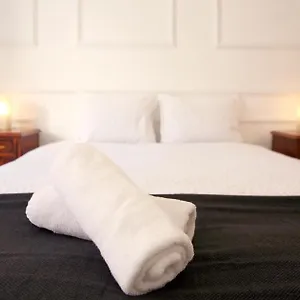 travellers-house-hostel.hotels-lisbon-portugal.com/