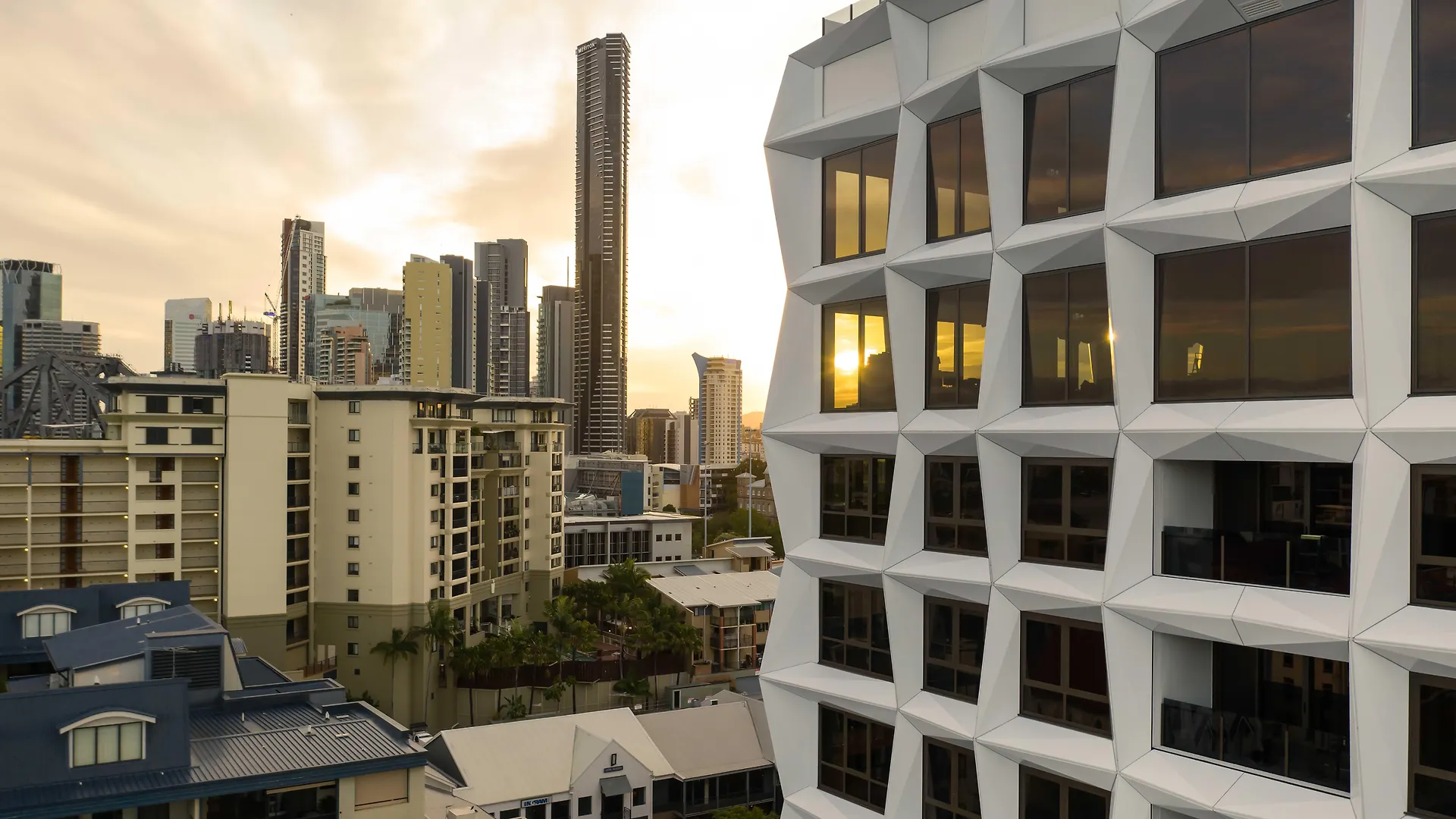 Hotel X Brisbane Fortitude Vly, Vignette Collection By Ihg contacts